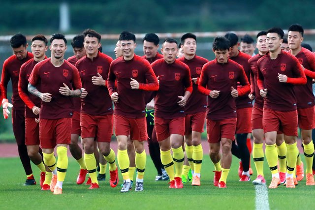 重振雄风：球迷期待中国男足的突破与进步