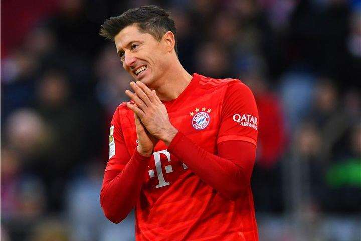 拜仁慕尼黑：歐冠“鋼鐵戰(zhàn)艦”的破浪征程