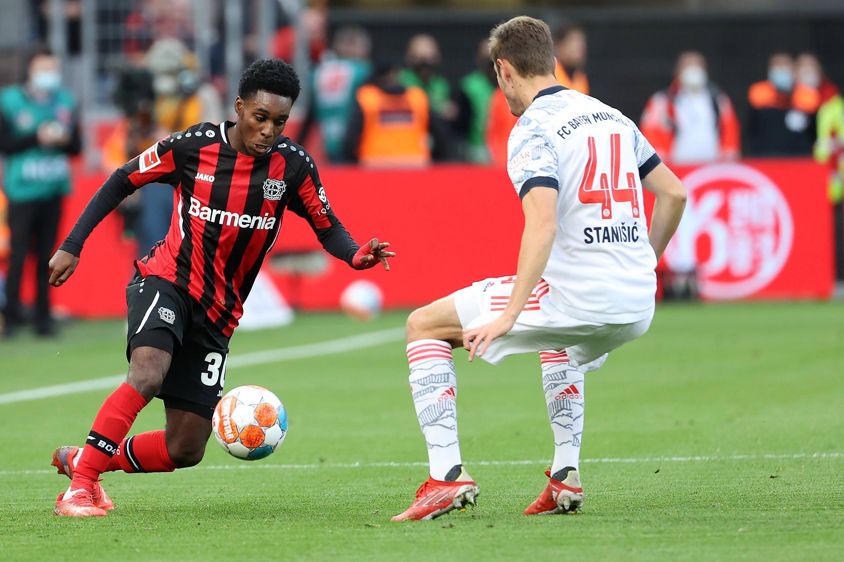 拜仁慕尼黑：歐冠“鋼鐵戰(zhàn)艦”的破浪征程